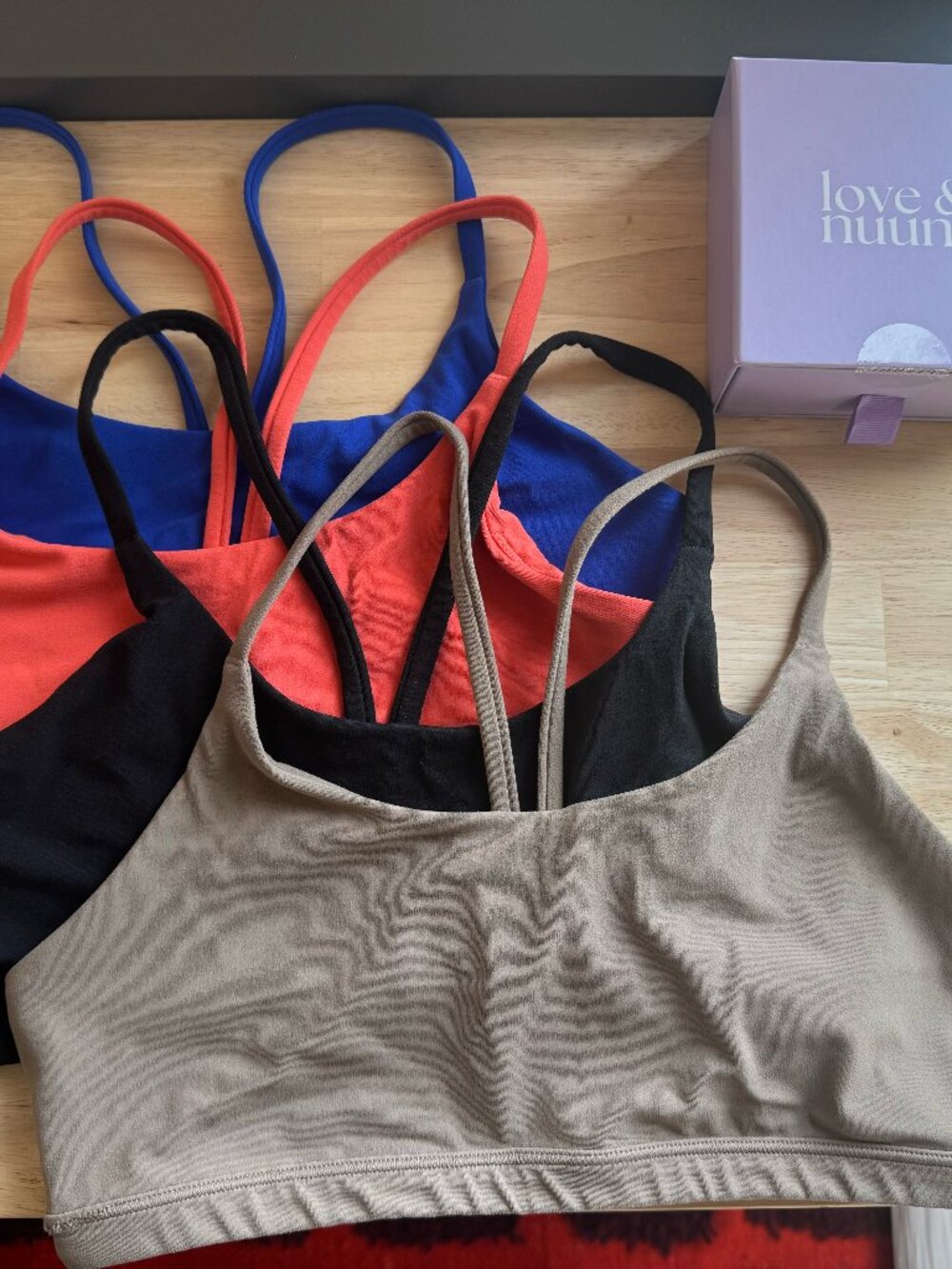 Lot of 4 Athleta Transcend Scoop Bras in Size Small